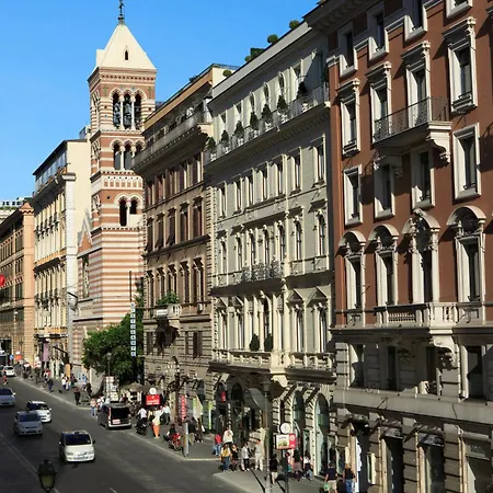 Hotell Artemide 4*