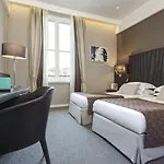 Artemide 4*